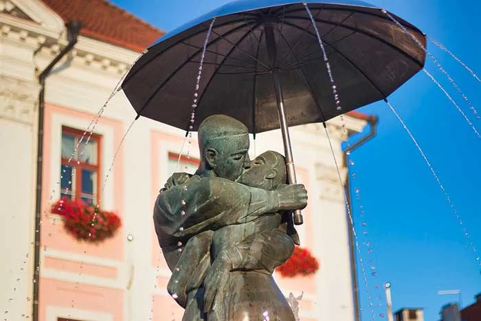 fontana-degli-amanti-tartu