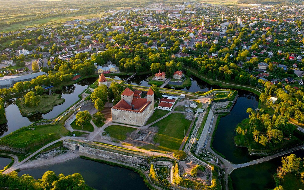 kuressaare-castello-saaremaa