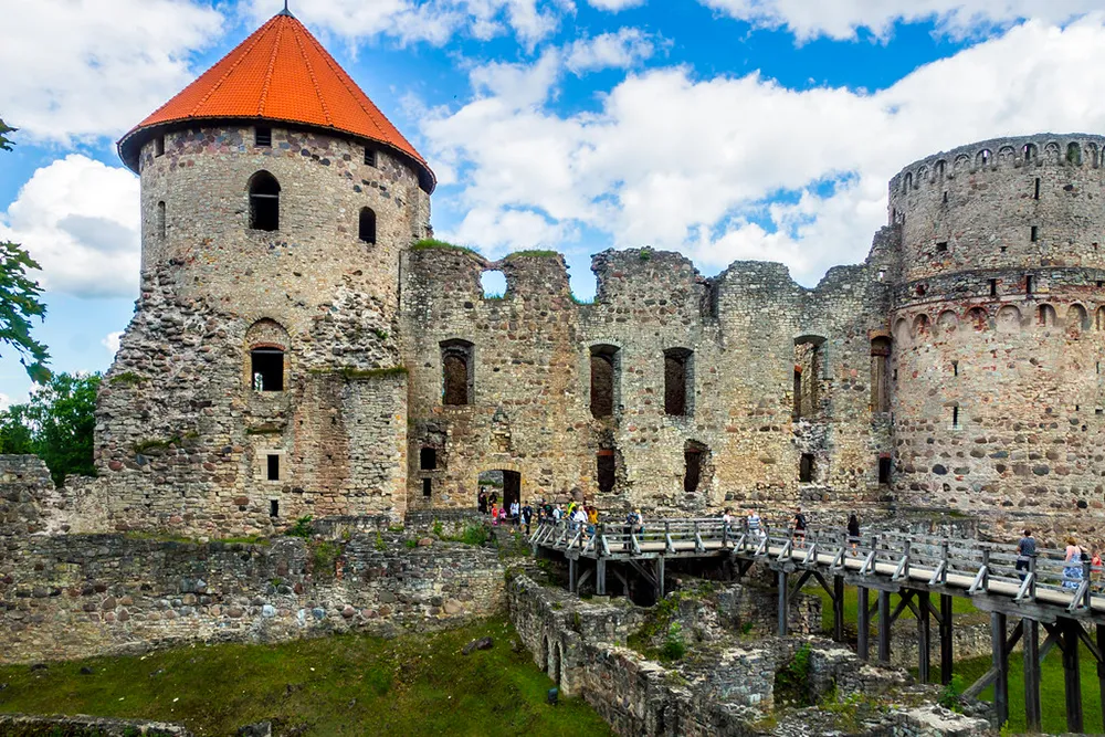 castello di cesis gauja