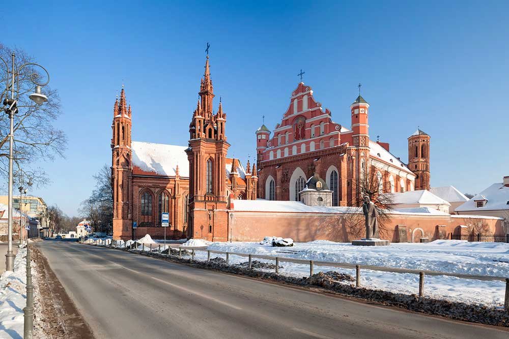 cosa-fare-a-vilnius-chiesa-s-anna